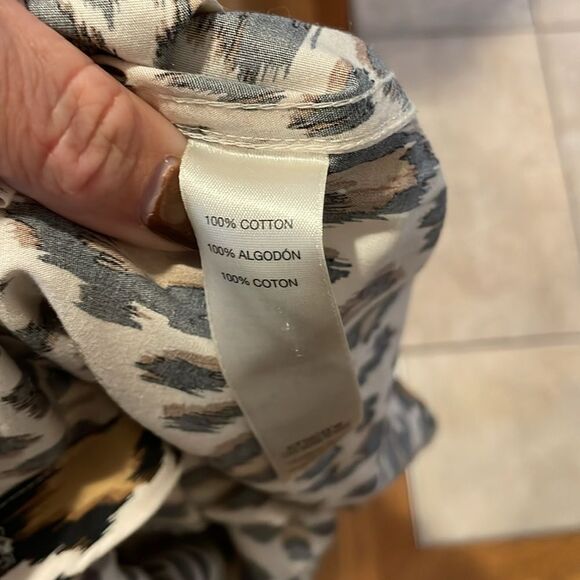 Chico’s Effortless Love Leopard Lisa Shirt - Picture 6 of 6